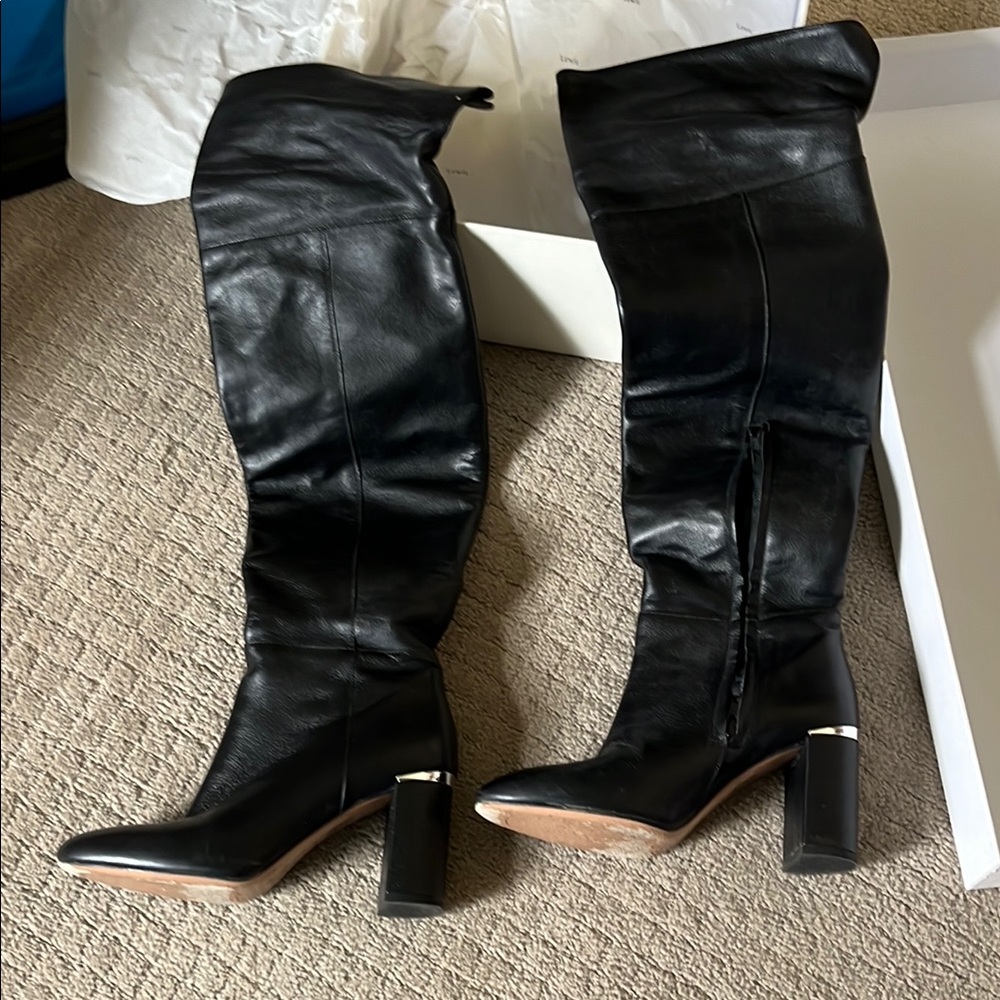Elegant Black Leather Knee-High Boots